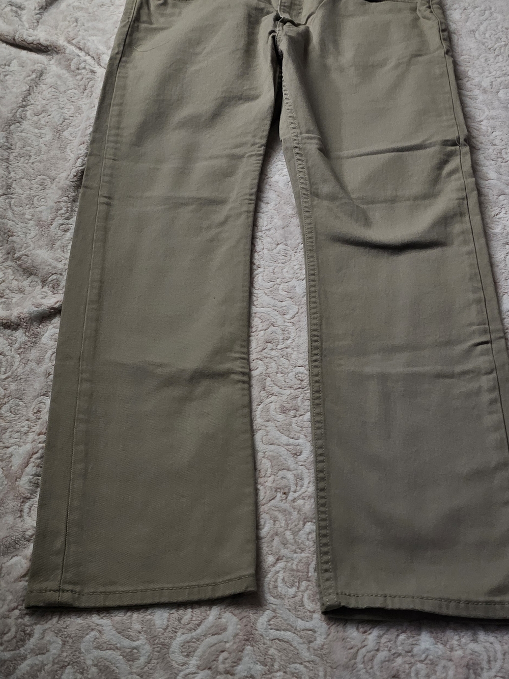 Levi's 513 Slim Straight Jeans in Olive Gray